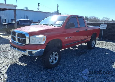 2006 Dodge Ram 1500 Slt/Trx4 Off Road/Sport из США, поврежденный, VIN 1D3HU18N66J132526